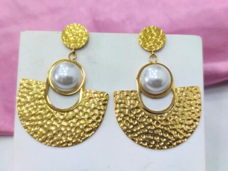 pearl earrings - Image 3