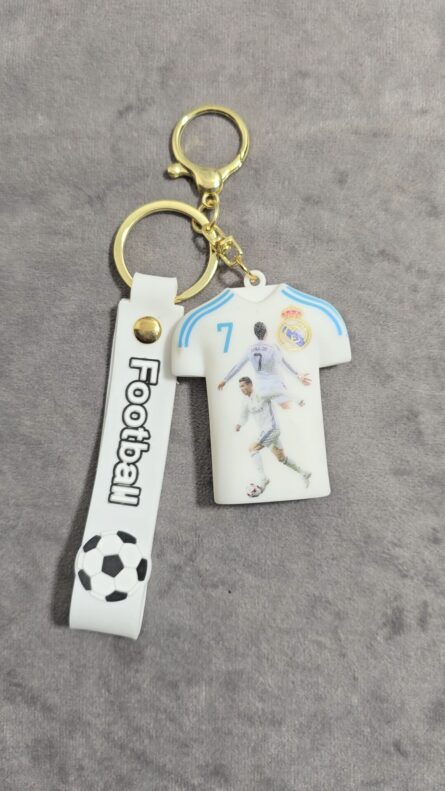 CR7 jersey keychain - Image 1