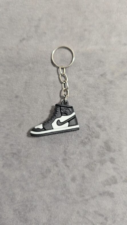 Sneaker keychain - Image 1