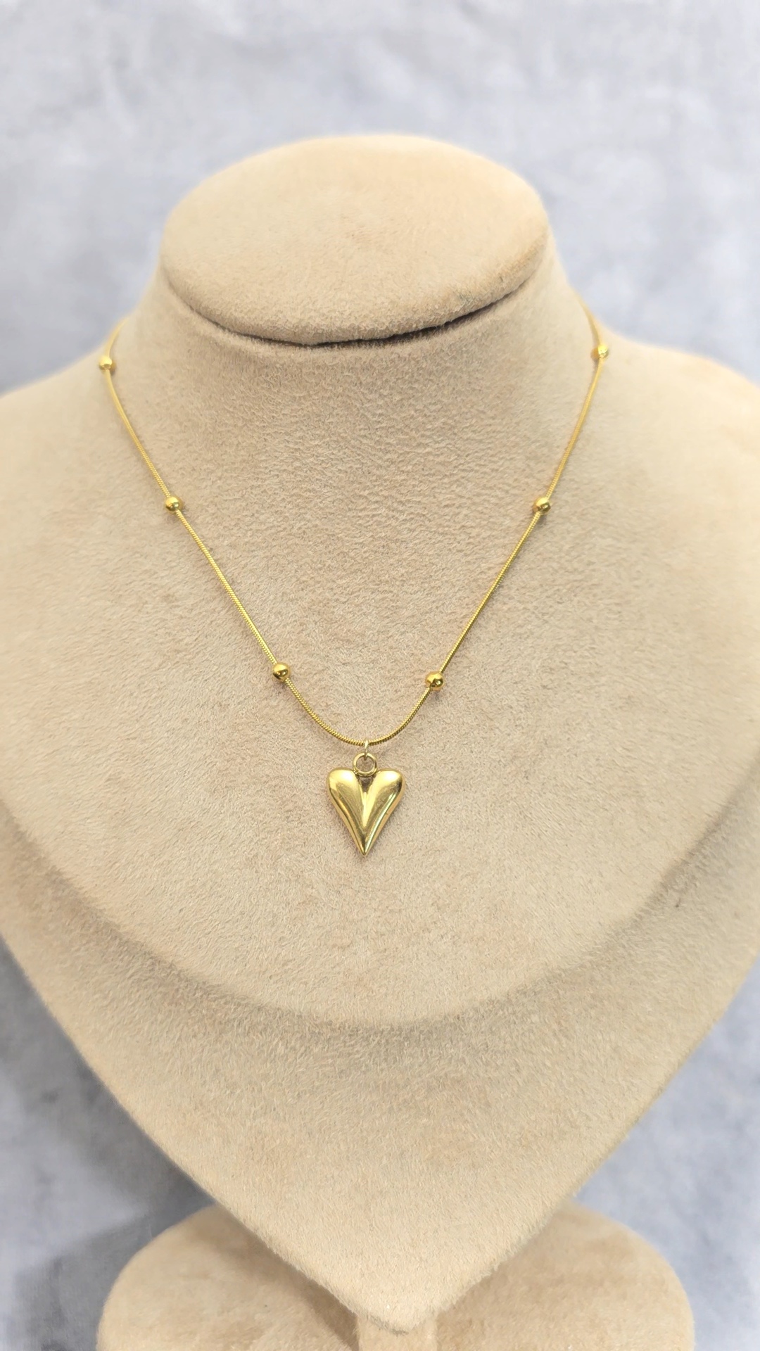 heart-ball-ss-chain.jpg